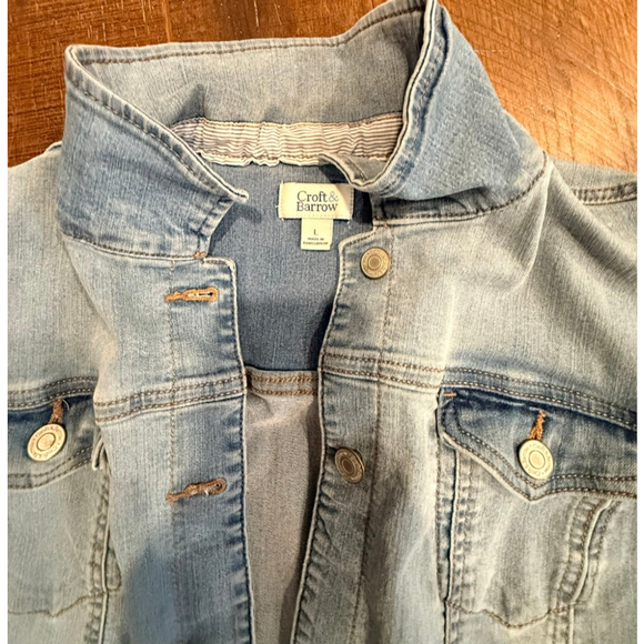 Croft & Barrow Jackets & Blazers - Women's Croft & Barrow Light Blue Jean Jacket Size L maternity stretch